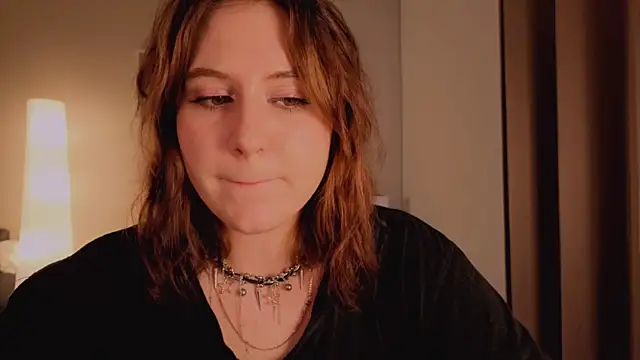 Snapshot of Diana_Flower chatting on November 15, 2025, 4:38 am Diana Flower online show from November 15, 2025, 4:38 am