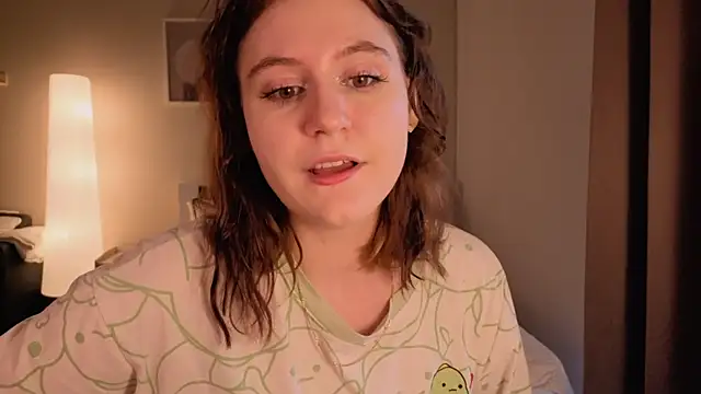 Snapshot of Diana_Flower chatting on November 20, 2025, 6:14 am Diana Flower online show from November 20, 2025, 6:14 am