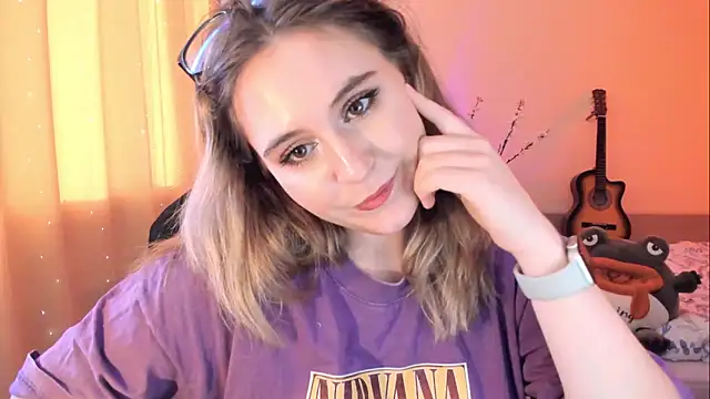 Snapshot of Diana_Flower chatting on February 21, 2025, 1:11 pm Diana Flower online show from February 21, 2025, 1:11 pm