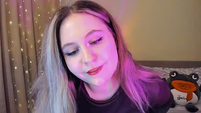 Snapshot of Diana_Flower chatting on January 12, 2025, 9:19 am Diana Flower online show from January 12, 2025, 9:19 am