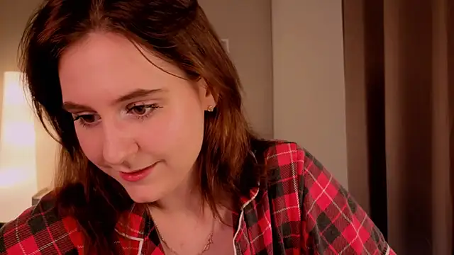 Snapshot of Diana_Flower chatting on November 21, 2025, 5:28 am Diana Flower online show from November 21, 2025, 5:28 am