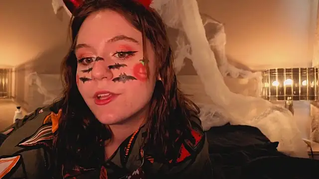 Snapshot of Diana_Flower chatting on October 29, 2025, 4:44 am Diana Flower online show from October 29, 2025, 4:44 am