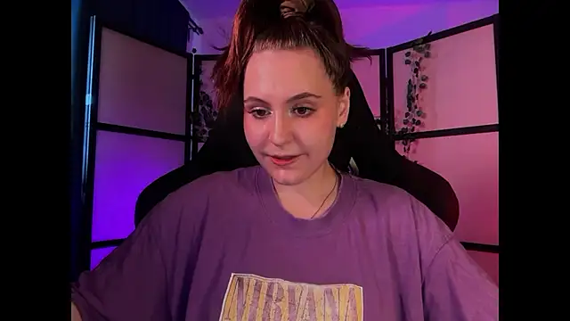Snapshot of Diana_Flower chatting on August 6, 2026, 12:00 pm Diana Flower online show from August 6, 2026, 12:00 pm