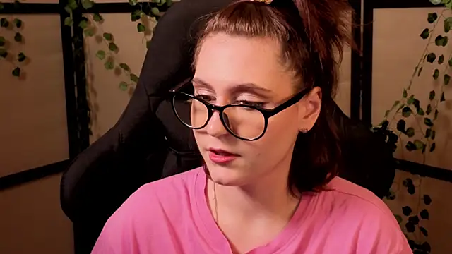 Snapshot of Diana_Flower chatting on February 7, 2026, 1:08 pm Diana Flower online show from February 7, 2026, 1:08 pm