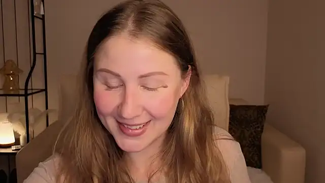 Snapshot of Helens_love chatting on September 20, 2025, 2:05 am Helens love online show from September 20, 2025, 2:05 am