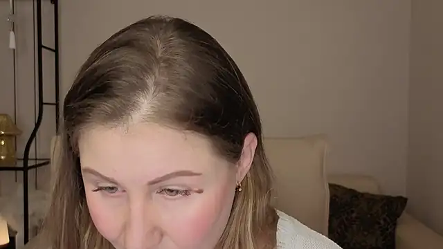 Snapshot of Helens_love chatting on November 28, 2025, 2:01 am Helens love online show from November 28, 2025, 2:01 am