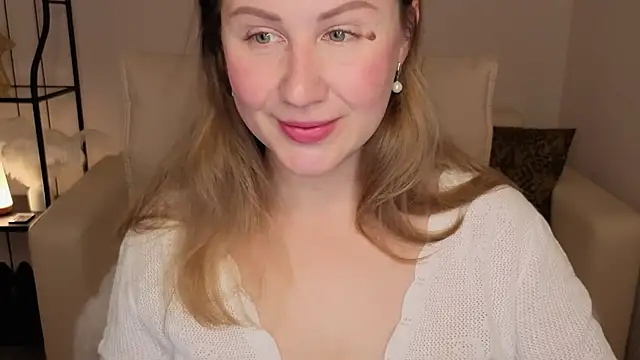 Snapshot of Helens_love chatting on October 10, 2025, 1:50 am Helens love online show from October 10, 2025, 1:50 am