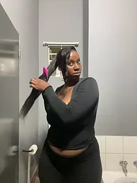 Candy Love 18 online show from February 23, 2026, 9:32 am