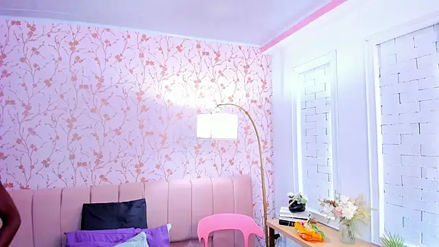 Snapshot of amber-hill chatting on October 14, 2025, 7:25 pm amber-hill online show from October 14, 2025, 7:25 pm