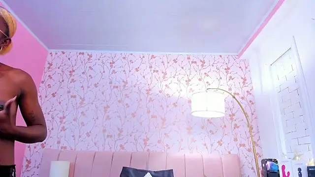 Snapshot of amber-hill chatting on November 11, 2025, 7:19 pm amber-hill online show from November 11, 2025, 7:19 pm