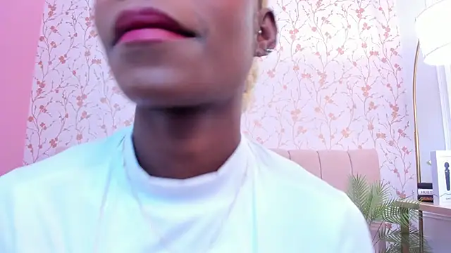 Snapshot of amber-hill chatting on December 2, 2025, 7:15 pm amber-hill online show from December 2, 2025, 7:15 pm