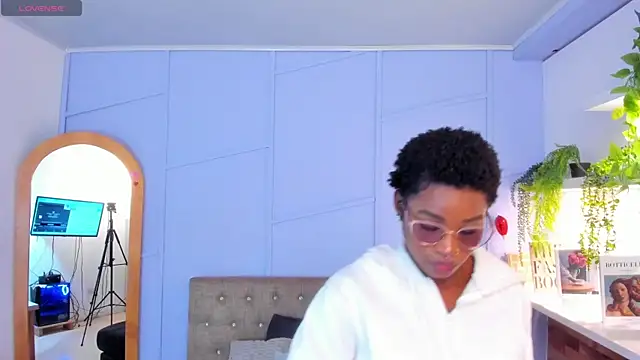 Snapshot of amber-hill chatting on July 22, 2026, 1:46 pm amber-hill online show from July 22, 2026, 1:46 pm