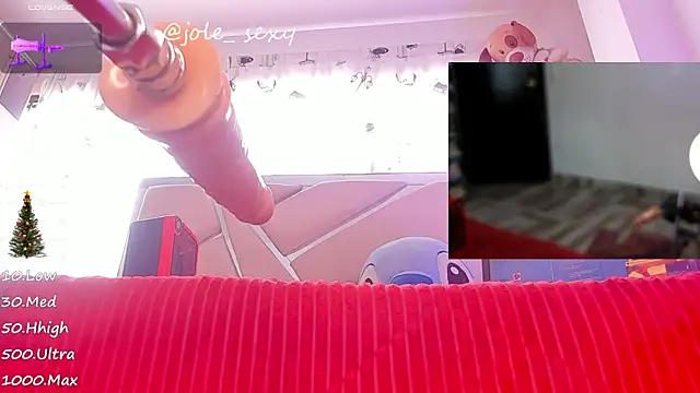 Snapshot of jolee__ chatting on December 25, 2024, 3:28 pm jolee online show from December 25, 2024, 3:28 pm