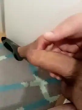 davidkigyo online show from February 26, 2025, 12:05 pm