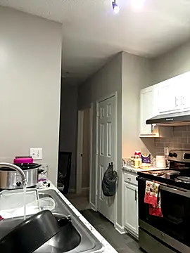 Snapshot of SexyHoneyRedd chatting on December 1, 2024, 10:26 pm SexyHoneyRedd online show from December 1, 2024, 10:26 pm