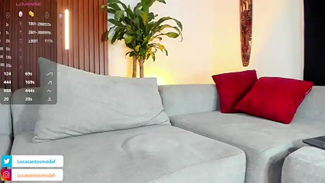 Snapshot of lucasanto_ chatting on December 14, 2025, 4:08 am lucasanto online show from December 14, 2025, 4:08 am