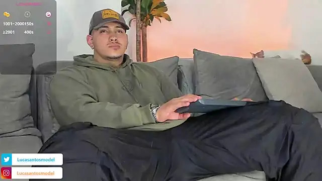 Snapshot of lucasanto_ chatting on March 8, 2025, 3:39 am lucasanto online show from March 8, 2025, 3:39 am