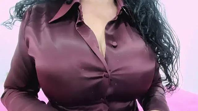 valeriasexxx online show from April 24, 2026, 2:08 pm
