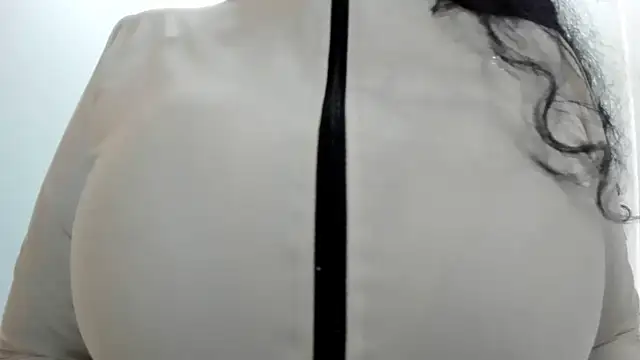 Snapshot of valeriasexxx chatting on August 1, 2026, 12:58 pm valeriasexxx online show from August 1, 2026, 12:58 pm