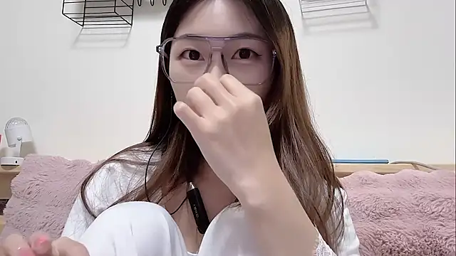 Sweet-Angel999 online show from February 25, 2026, 3:56 pm