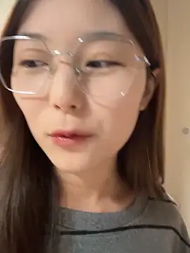 Sweet-Angel999 online show from November 12, 2025, 8:34 pm