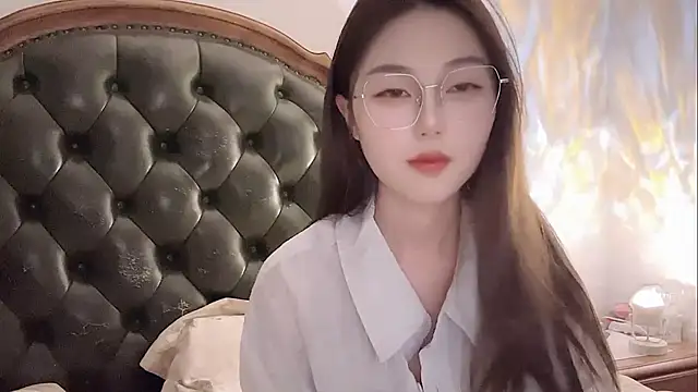 Snapshot of Sweet-Angel999 chatting on May 9, 2026, 3:59 pm Sweet-Angel999 online show from May 9, 2026, 3:59 pm