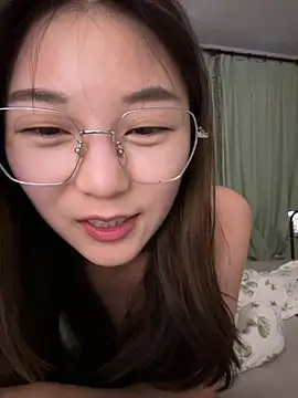 Snapshot of Sweet-Angel999 chatting on May 28, 2026, 3:40 pm Sweet-Angel999 online show from May 28, 2026, 3:40 pm
