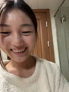 Sweet-Angel999 online show from November 5, 2025, 9:40 pm