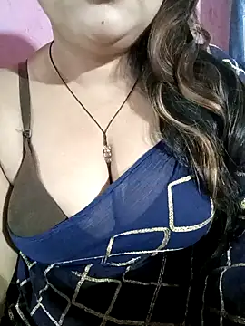 Beautyy38 online show from February 9, 2025, 3:43 am
