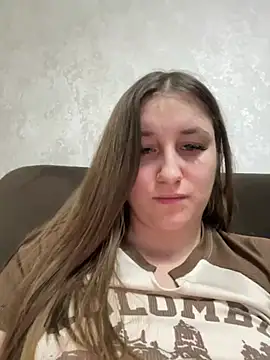 Strawberryyyyik online show from December 30, 2024, 9:40 pm