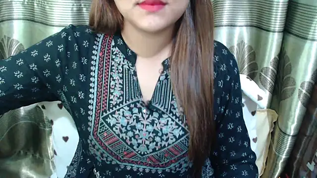 Snapshot of queen_angelina chatting on March 13, 2026, 5:51 pm queen angelina online show from March 13, 2026, 5:51 pm