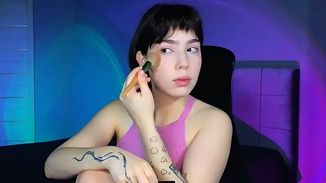 Stacy Gonzales  online show from January 18, 2026, 6:17 am