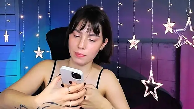 Snapshot of Stacy_Gonzales_ chatting on November 5, 2025, 10:29 am Stacy Gonzales online show from November 5, 2025, 10:29 am