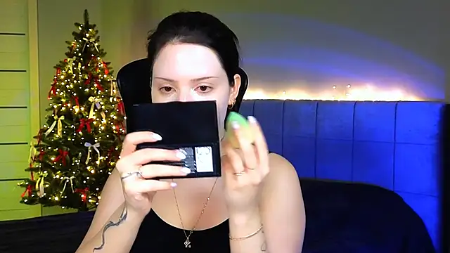 Stacy Gonzales  online show from January 28, 2025, 7:22 am