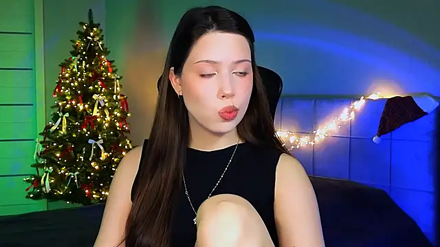 Stacy Gonzales  online show from January 18, 2025, 11:11 am