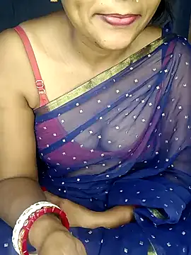 Snapshot of Wifesuman40 chatting on January 3, 2025, 5:17 am Wifesuman40 online show from January 3, 2025, 5:17 am