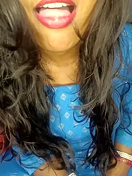 Snapshot of Wifesuman40 chatting on January 19, 2025, 11:45 am Wifesuman40 online show from January 19, 2025, 11:45 am