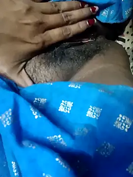 Snapshot of Wifesuman40 chatting on December 21, 2024, 11:33 am Wifesuman40 online show from December 21, 2024, 11:33 am