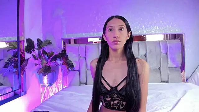 Snapshot of RoseTaylor__ chatting on July 3, 2026, 12:17 am RoseTaylor online show from July 3, 2026, 12:17 am