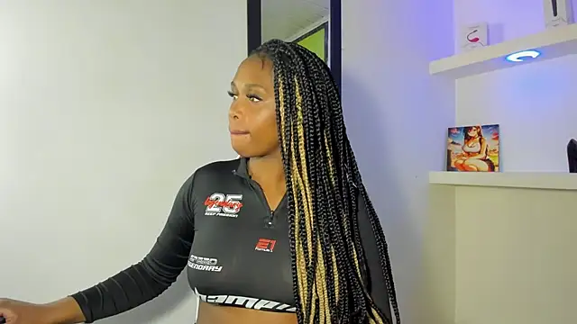 Snapshot of zendaya_wilson chatting on November 13, 2025, 5:22 am zendaya wilson online show from November 13, 2025, 5:22 am