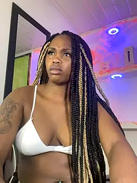 Snapshot of zendaya_wilson chatting on October 26, 2025, 4:35 am zendaya wilson online show from October 26, 2025, 4:35 am