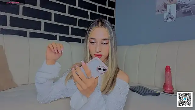 Goddivaa online show from February 15, 2026, 12:00 am