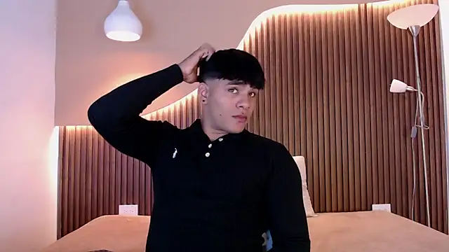 LuciferM Star online show from February 10, 2026, 4:11 am