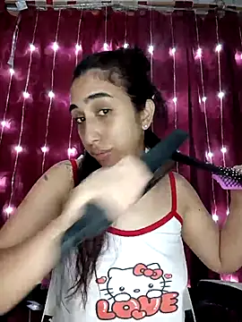 ifeelverywet andhot online show from May 6, 2026, 3:16 pm