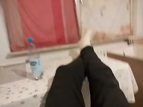 Snapshot of PascalFucksYou---- chatting on February 28, 2025, 4:54 am PascalFucksYou---- online show from February 28, 2025, 4:54 am