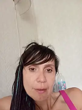 Francenia lolis online show from July 10, 2026, 9:53 am