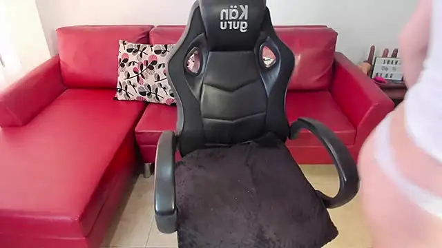 Snapshot of CHANNEL_GOLD chatting on January 17, 2025, 3:22 pm CHANNEL GOLD online show from January 17, 2025, 3:22 pm