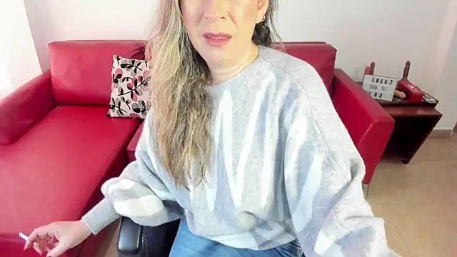 Snapshot of CHANNEL_GOLD chatting on January 9, 2025, 4:39 pm CHANNEL GOLD online show from January 9, 2025, 4:39 pm