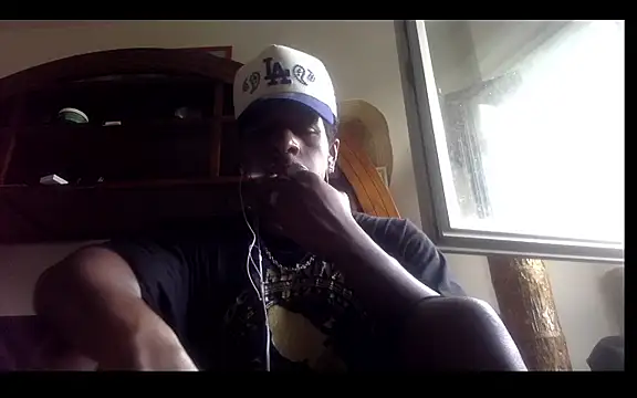 POPAYE972 online show from March 9, 2026, 1:14 pm