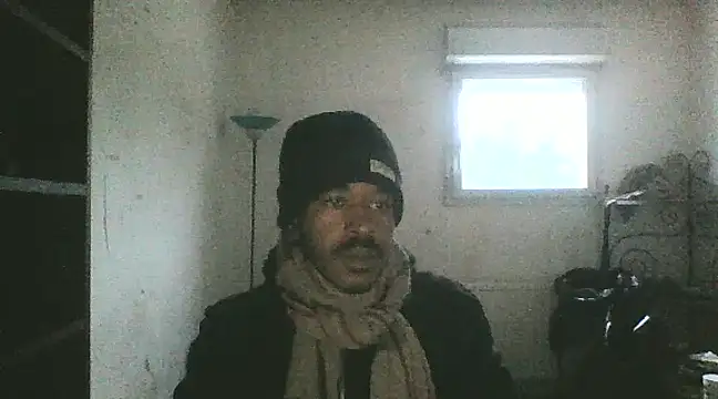 Snapshot of POPAYE972 chatting on January 2, 2025, 3:40 pm POPAYE972 online show from January 2, 2025, 3:40 pm